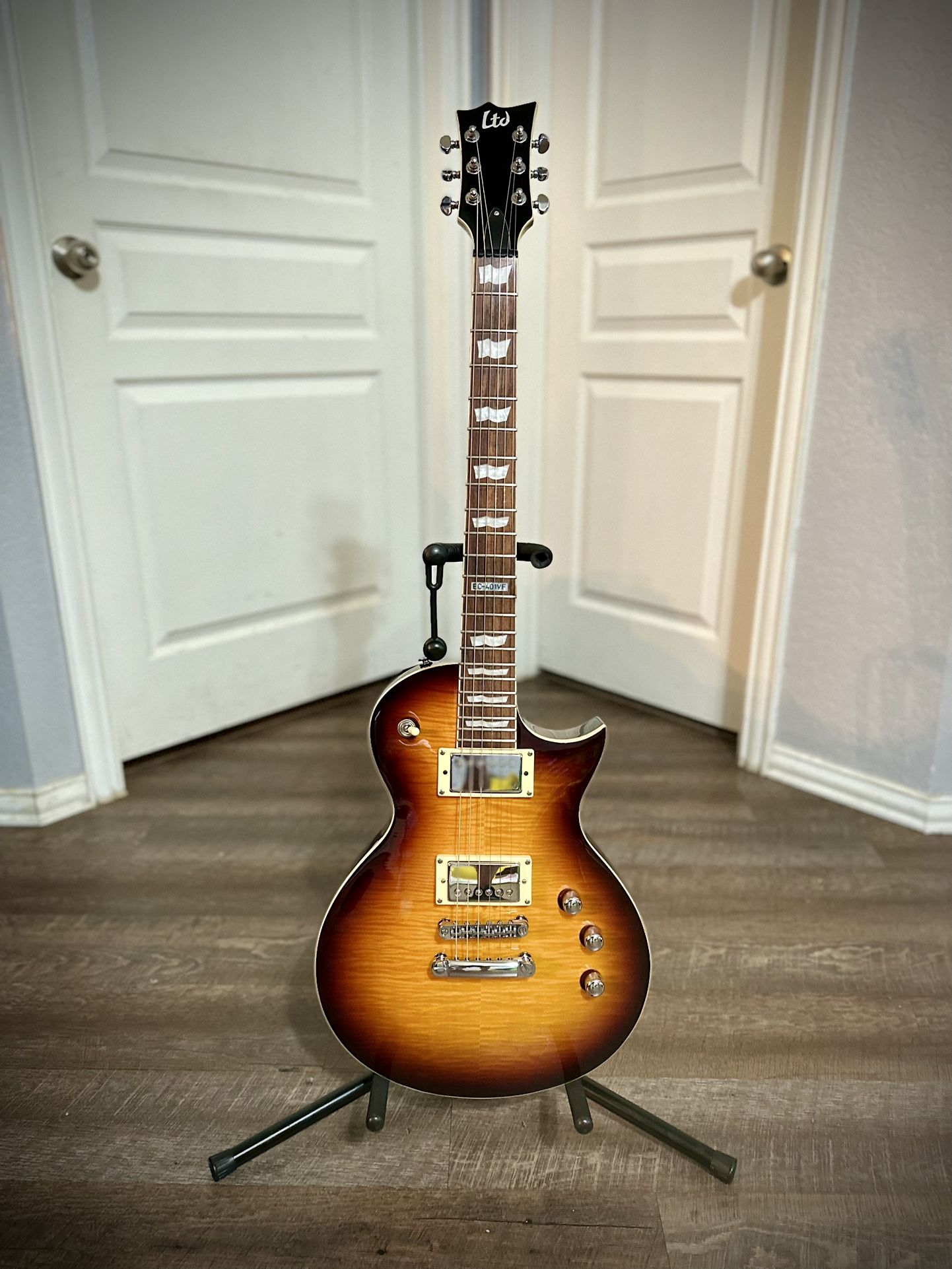 ESP LTD EC401 VF Tobacco Sunburst for Sale in San Antonio, TX OfferUp