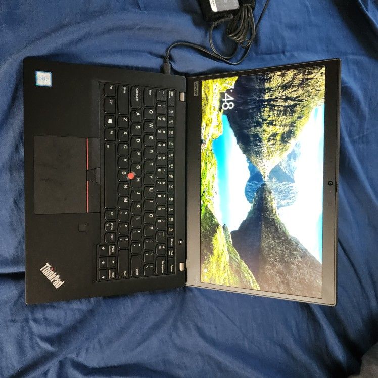 Lenovo Thinkpad x390 256gb 16gb ram, touchscreen i7 laptop