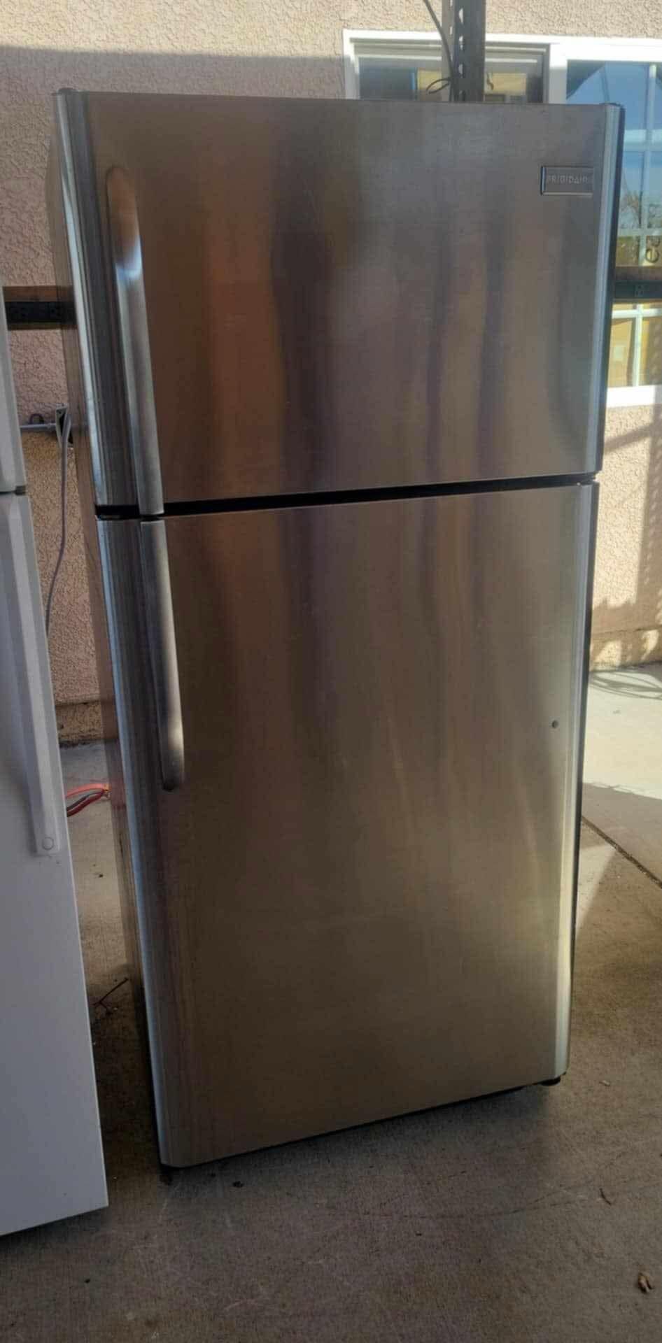 Refrigerator Frigidaire