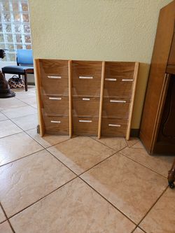 Medical Office Display Case/wall Mounted