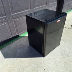 Mini Fridge Haier