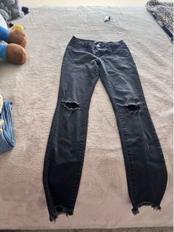 Black rip skinny jeans