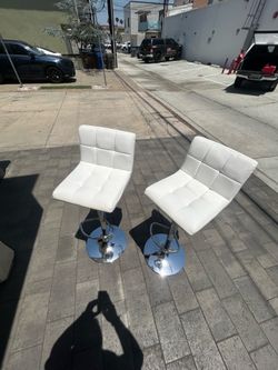 bar stool