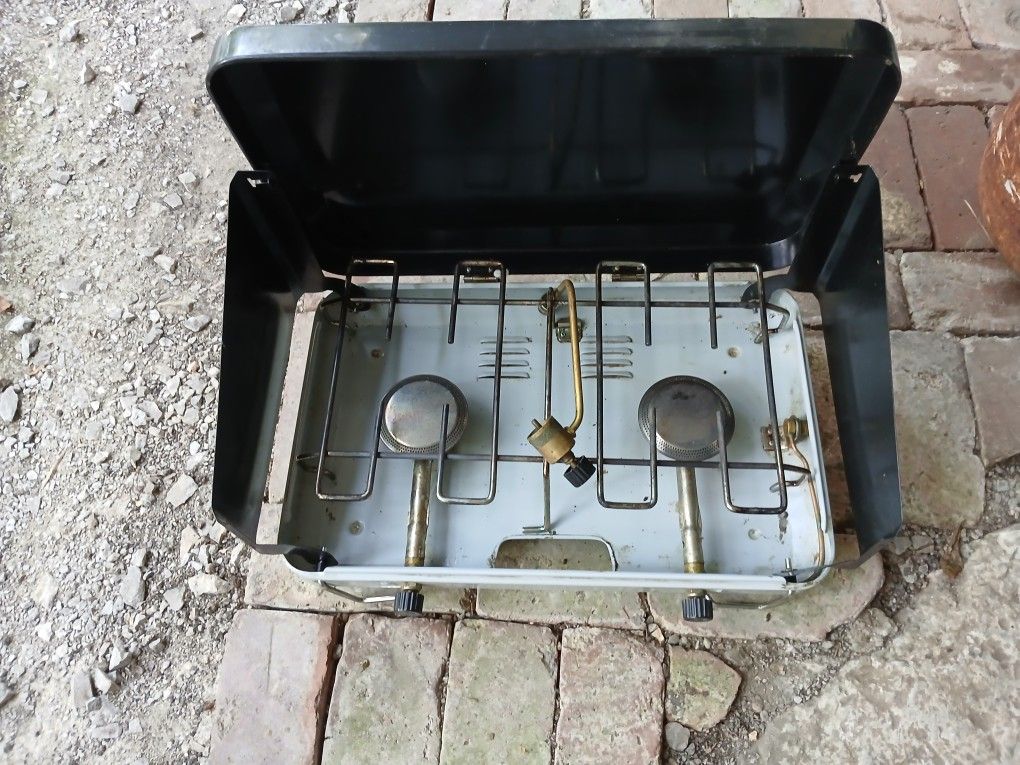 2 Burner Propane Camp Stove In Great Condition