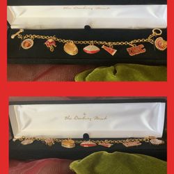The Danbury Mint USC bracelet♥️💛