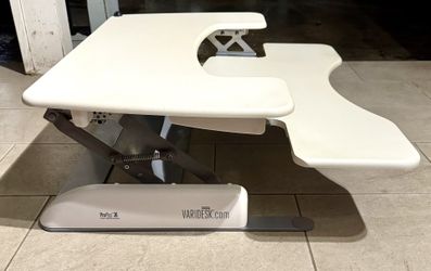Varidesk Pro Plus 36 - Adjustable Desk Converter With Height Setting