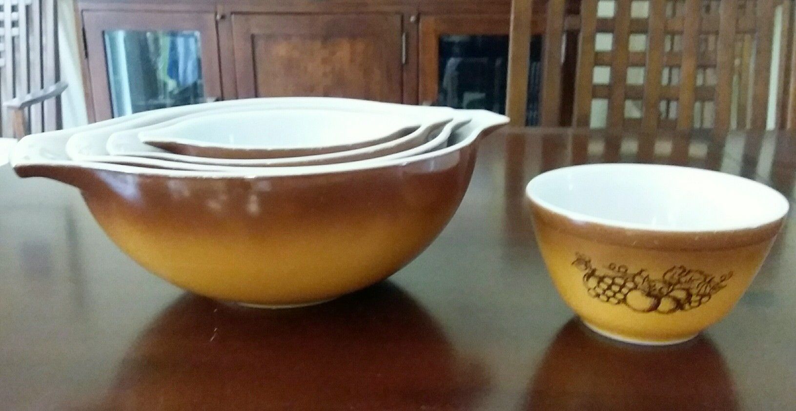 Vintage Pyrex Bowls