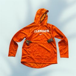 Men's Sportswear Nike. Size L. New 