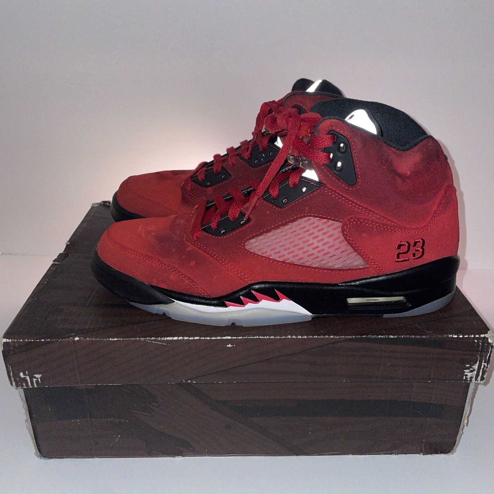 Jordan 5 retro mid Raging Bull