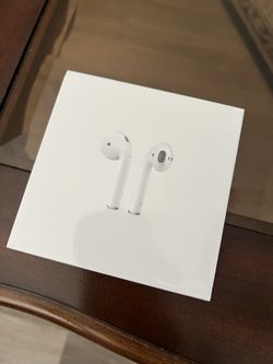 Apple Airpods With Charging Case 2nd Generation
