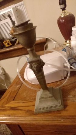 ANTIQUE STATUE (SERIOUS BUYERS ONLY)