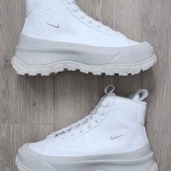 Nike Blazer Roam Winterized Outdoor All Terrain Shoes FQ9065-100 Womens Size 5 NWT