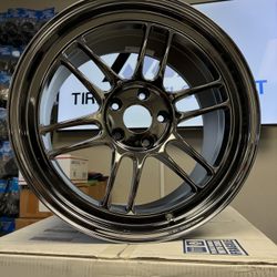 Enkei 3798956538SBC Set of 4 18x9.5 5x114.3 38mm 73mm RPF1 Black Chrome Wheels