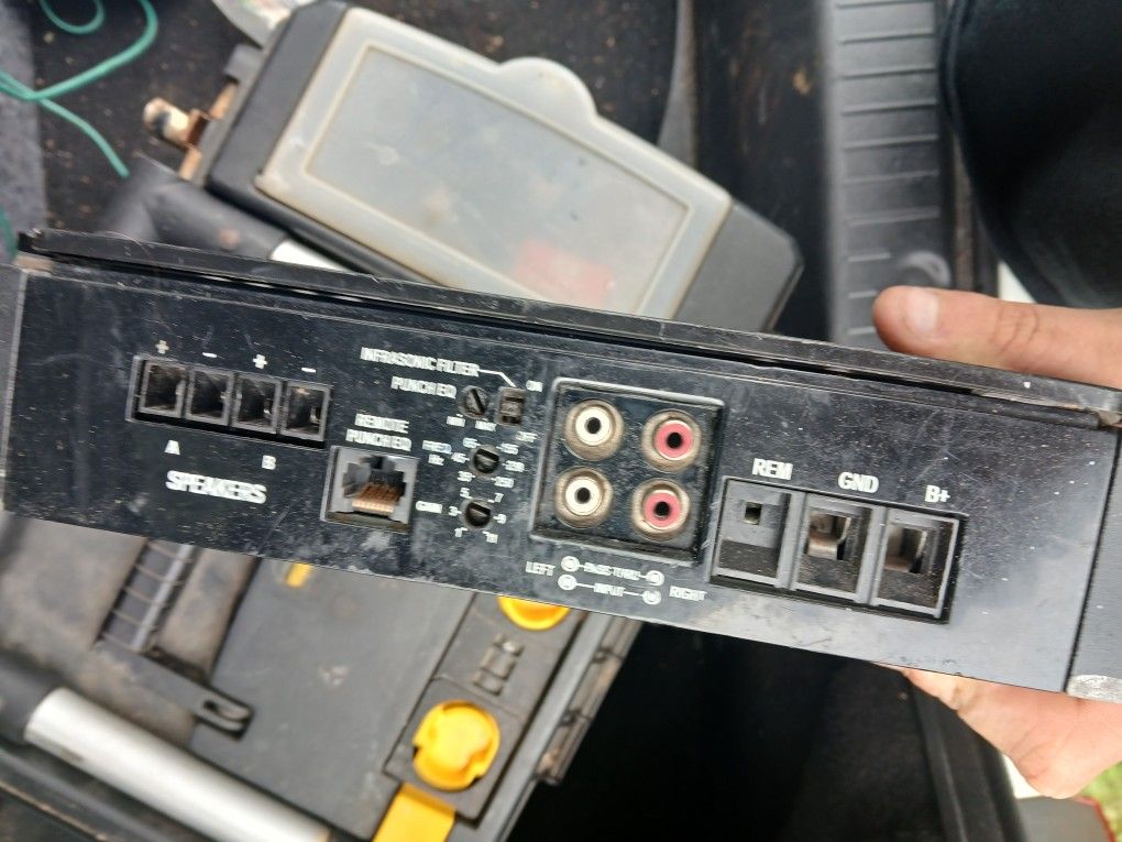 Rockford Fosegate Amp