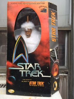 ST doll still in the box 📦