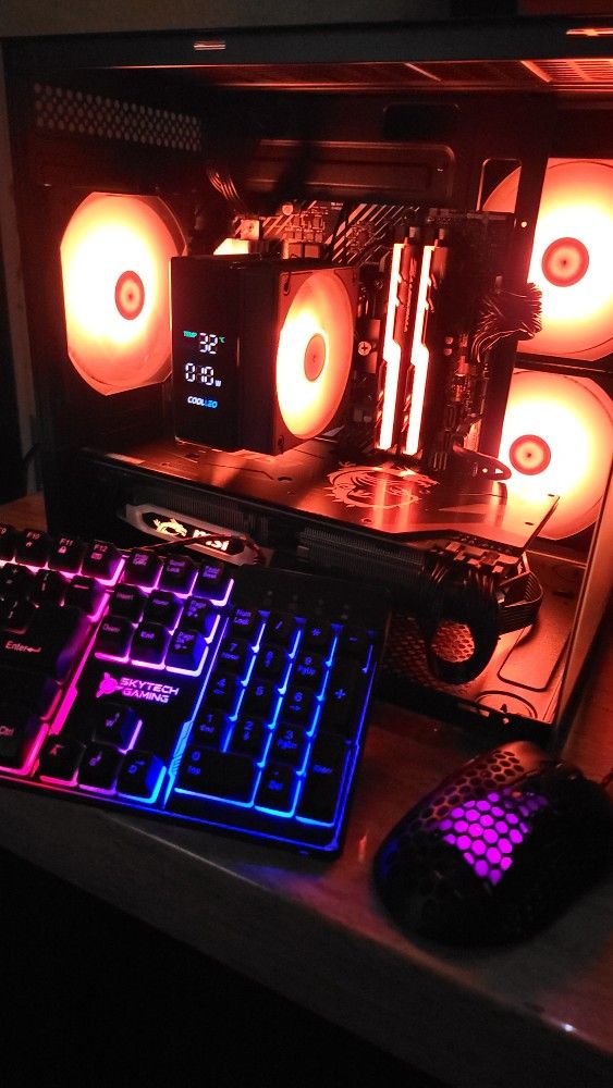 Gamer PC Bundle • LCD Monitor + Keyboard + Mouse INCLUDED