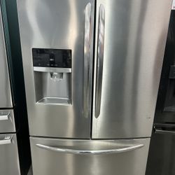 Stainless Counter Depth French Door Refrigerator 
