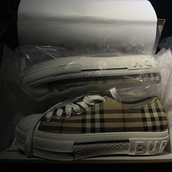 Burberry Shoes