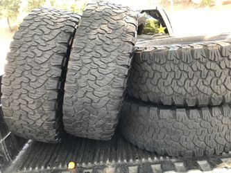 I got four tires in great condition they have about 60% of size and number 305/65R 18’s BFG’s altering