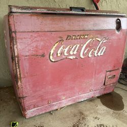 Coca-cola Vending Machine 1950s