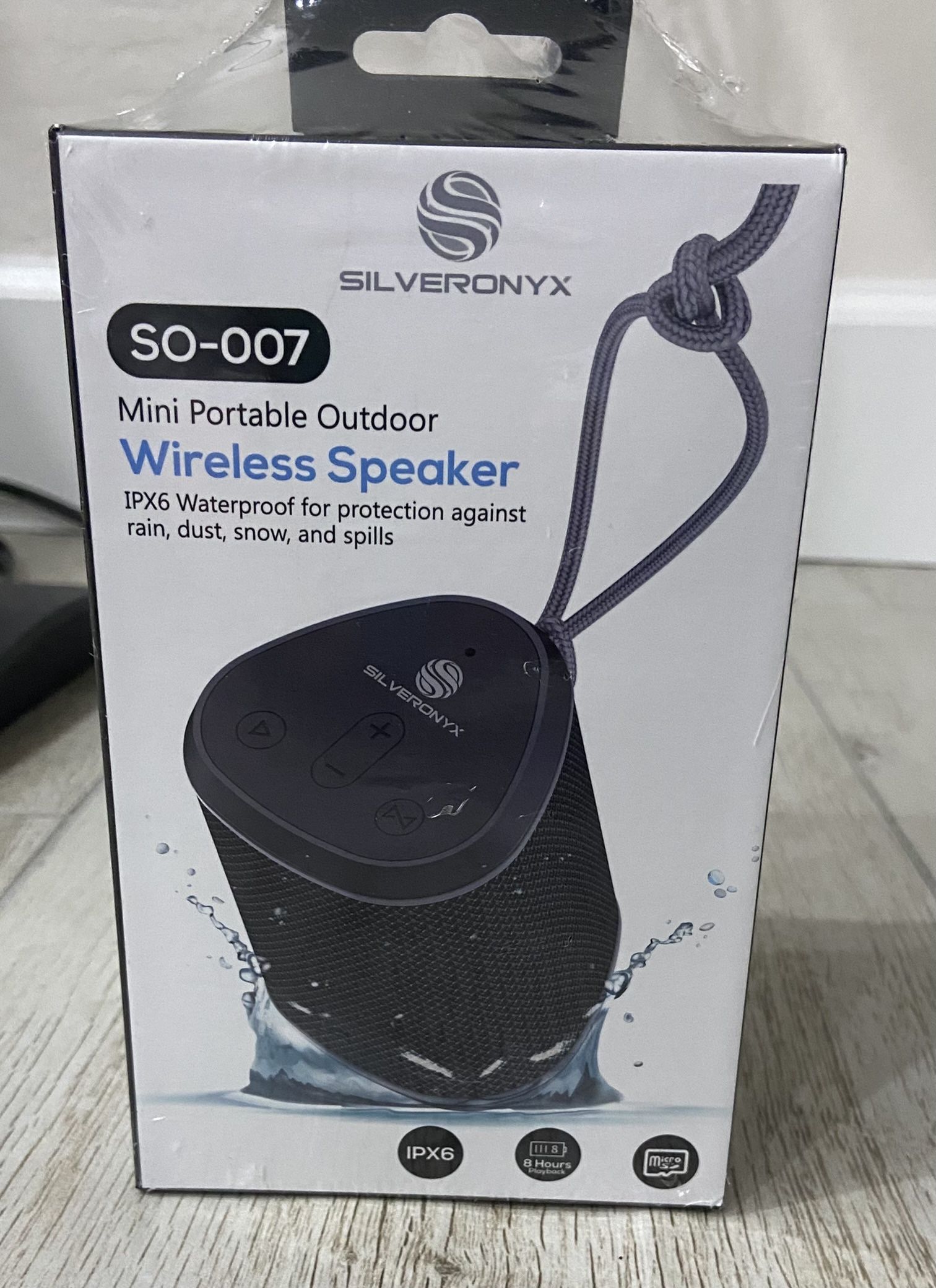 Silveronyx Mini Portable Wireless Speaker - NEW