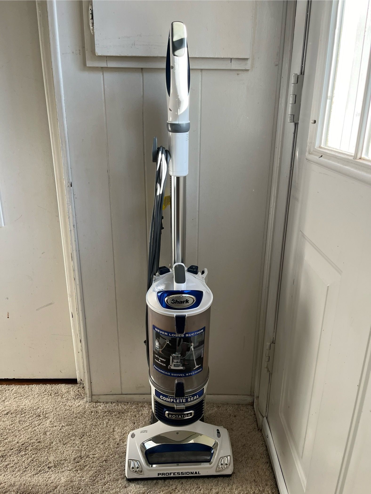 Shark Vacuum NV500