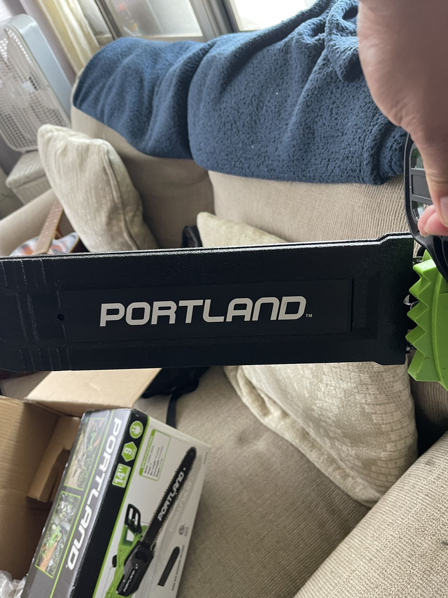 Portland Electric Chainsaw