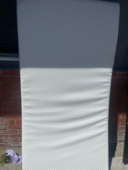 Single Foam Mattress White and Grey( bed frame included )
