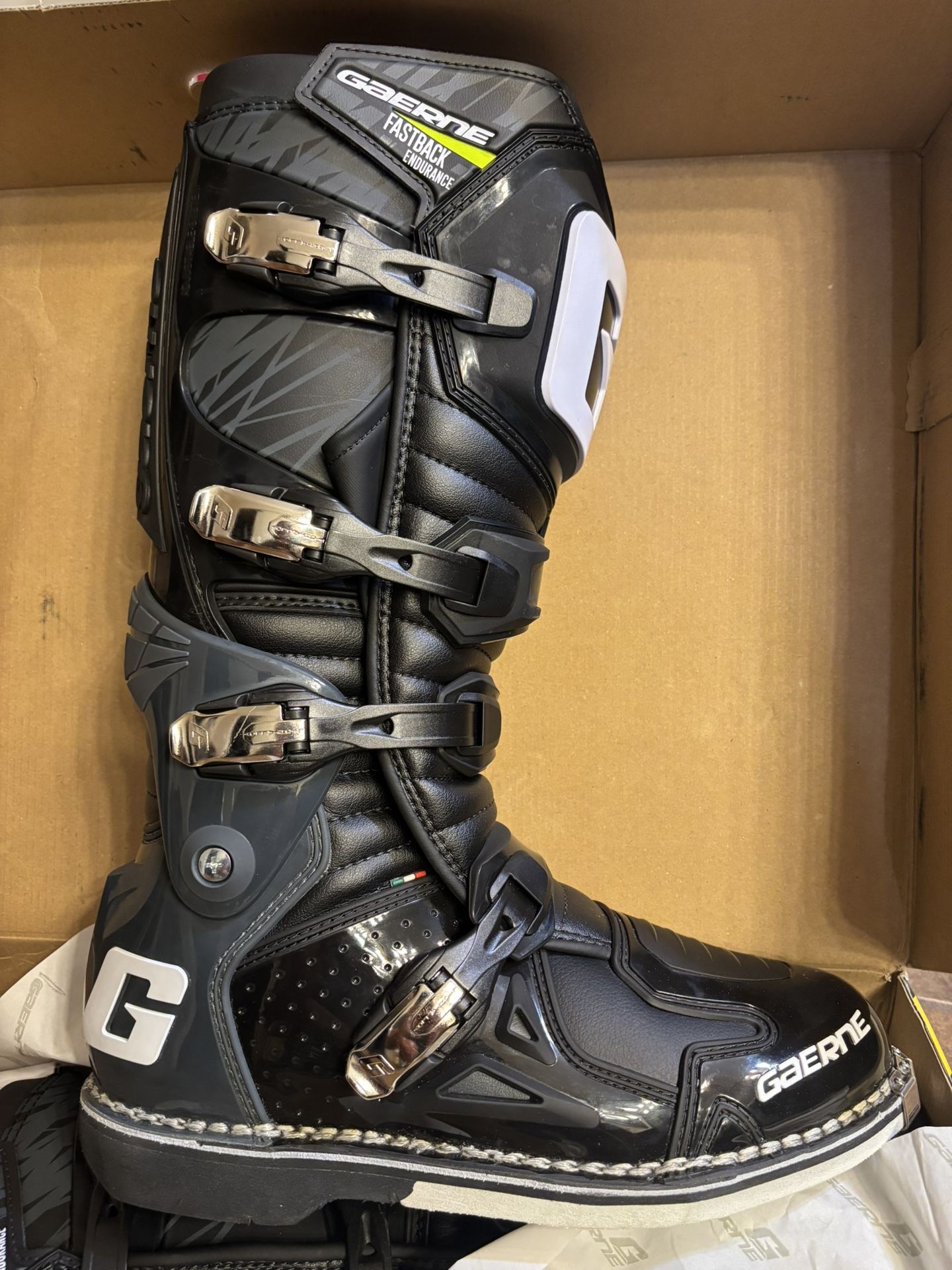 New In Box Gaerne Fastback Endurance MX Boot