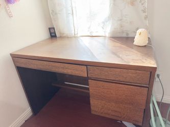 Antique Mid-Century desk available for sale
