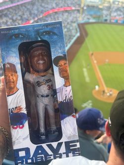 Dave Robert bobblehead