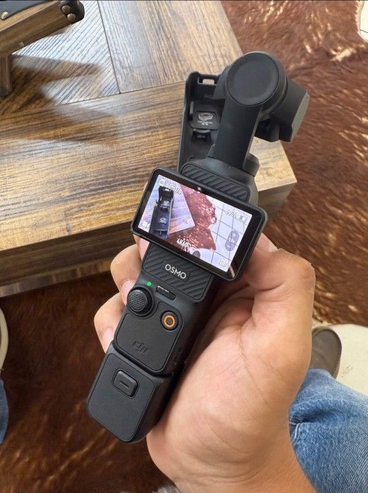 DJI Osmo Pocket 3