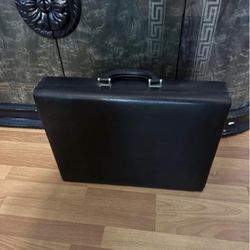 Vintage Tumi Italy Genuine Leather Hard Slim Briefcase Attache Black