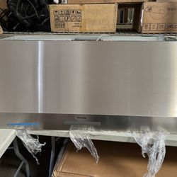 Thermador Professional Series 48” Wall Mount Range Hood