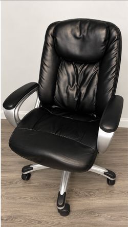 Black Leather Executive Office Chair
