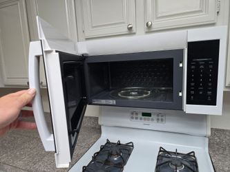 Vissani Microwave - $25 OBO