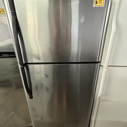 KENMORE 30” TOP AND BOTTOM REFRIGERATOR 