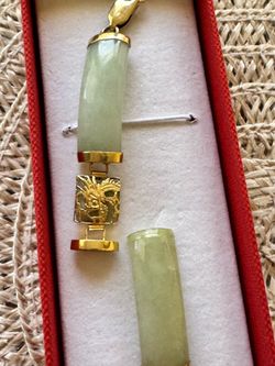 14 karat jade bracelet