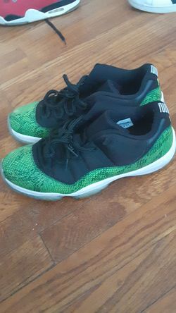 Low top snake skin Jordan's