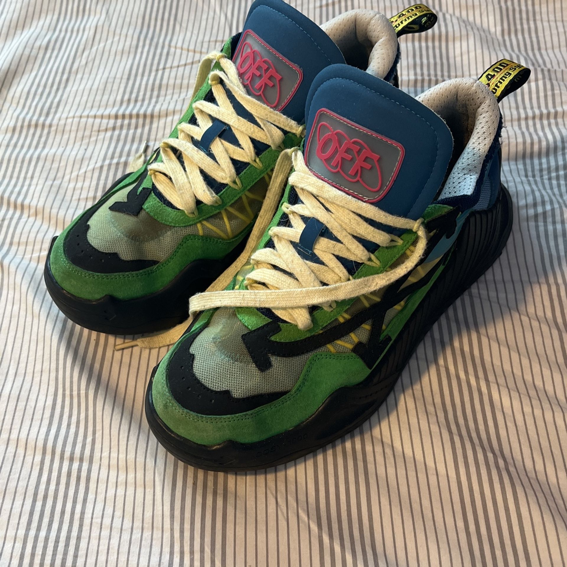Off-White ODSY 1000