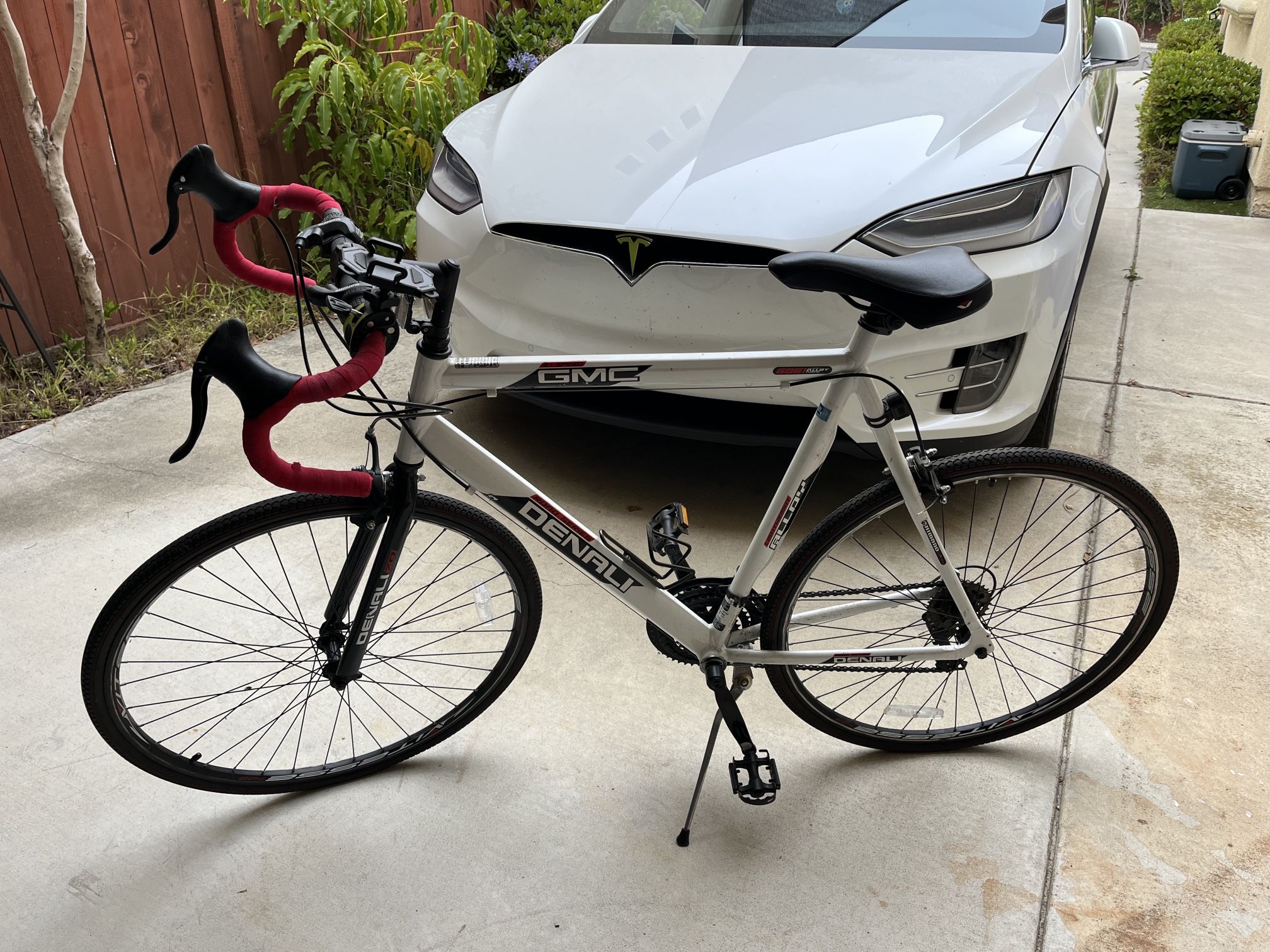 For Sale: GMC Denali 700 Road Bike – $125