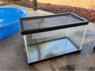10 gallon reptile habitat