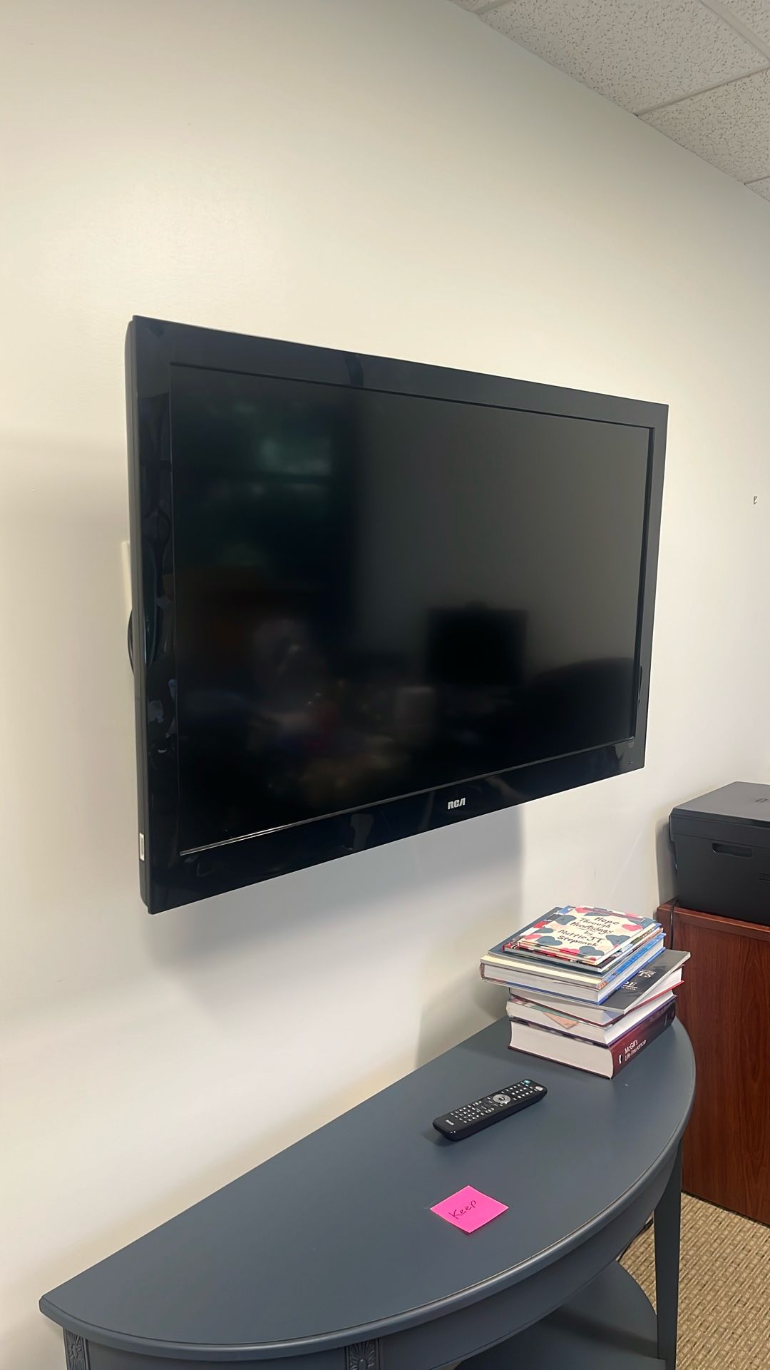 44 Inch TV