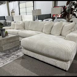 Lindyn Ivory 3-Piece RAF Chaise Sectional ( sectional couch sofa loveseat options