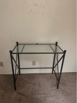 Glass top vanity table