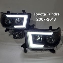Toyota Tundra 2007-2013 Headlights 