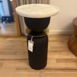 Round Side Table 