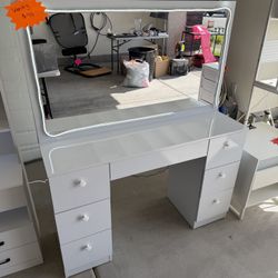 Led Makeup Vanity