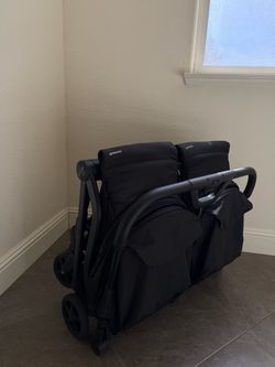 Mompush Double Stroller Black