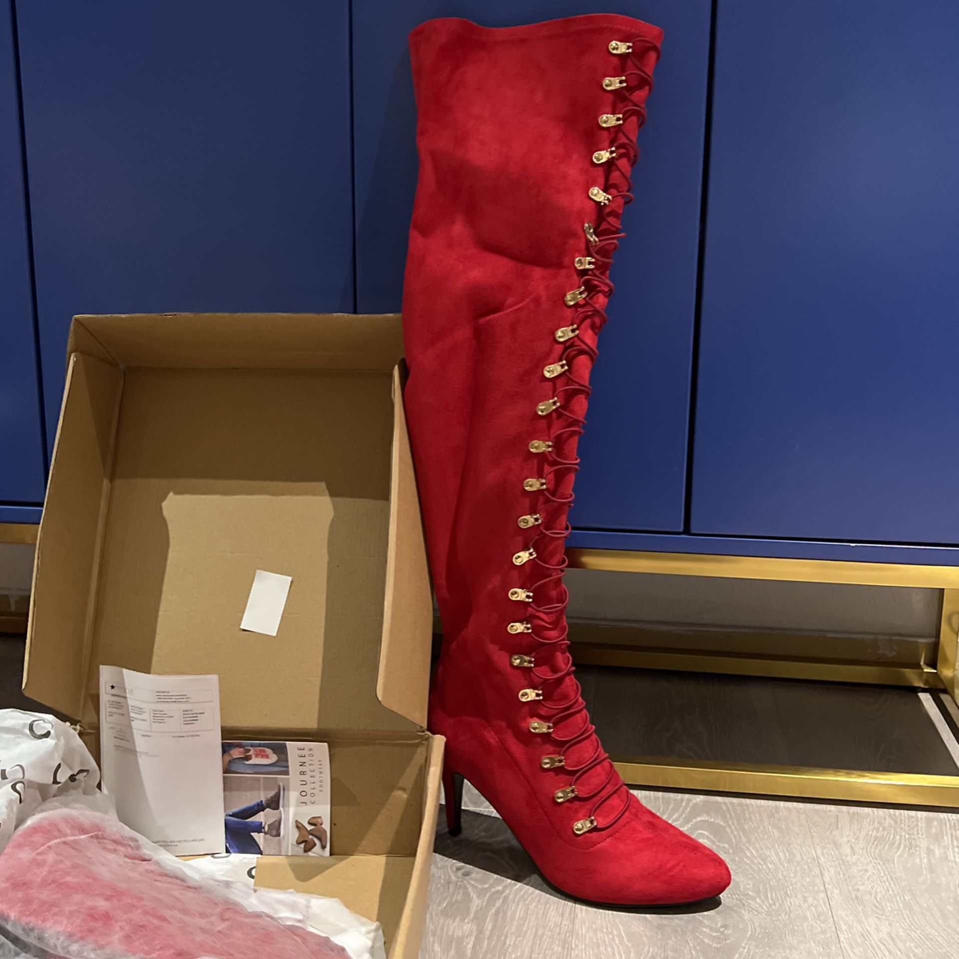 Journee Collection Red Trill Boots With Heel Size 10
